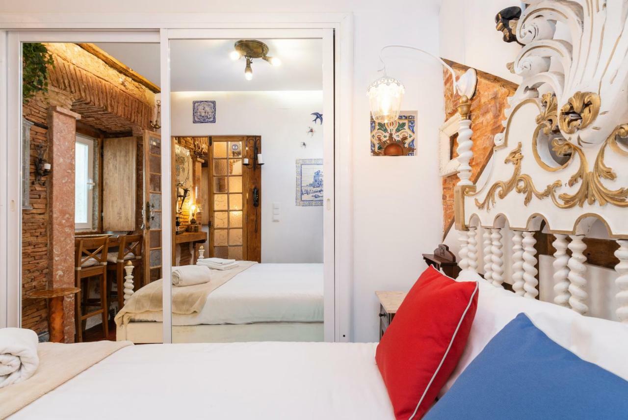 Romantic Medieval Apartment Lisbon Exterior photo
